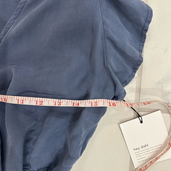 NWT Bella Dahl Ruffle Sleeve Wrap Dress Size Small Blue Navy - Picture 8 of 9